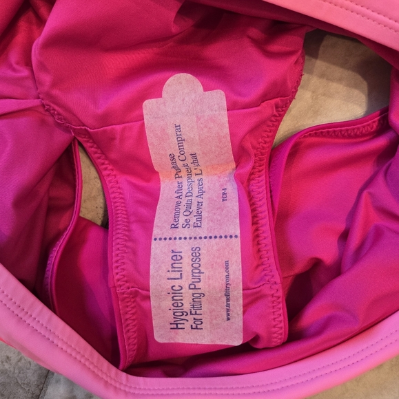 KIAVA Mommy And Me Matching Swimwear - Picture 10 of 11